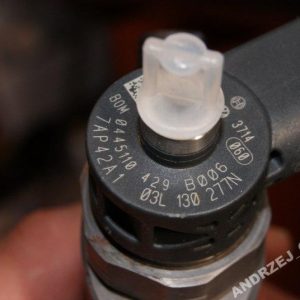 WTRYSKIWACZ 03L130277J 0445110368 2.0 TDI 2009- 03L 130 277 N-ZAMIENIA SIĘ NA "03L 130 277 J